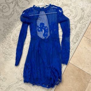 Short lace blue romper